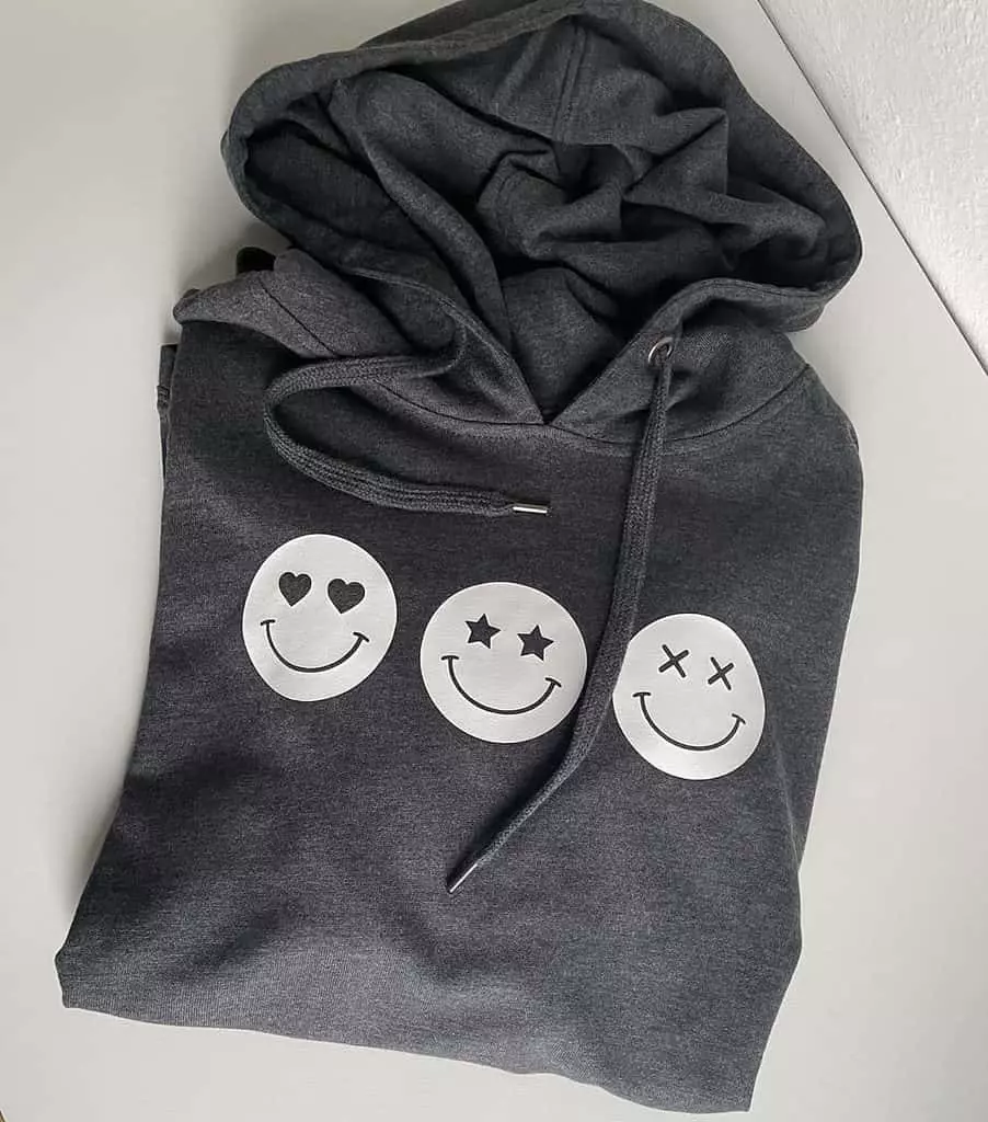 hoody smile 01