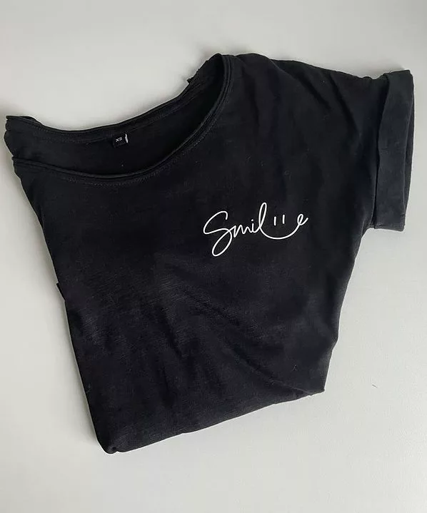 smile t shirt 01