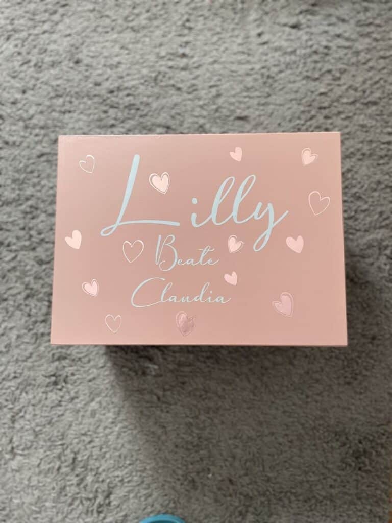 erinnerungskiste aus holz