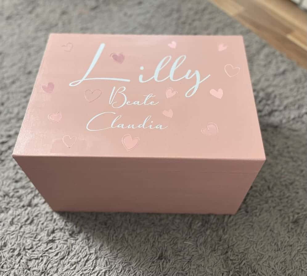 erinnerungskiste aus holz