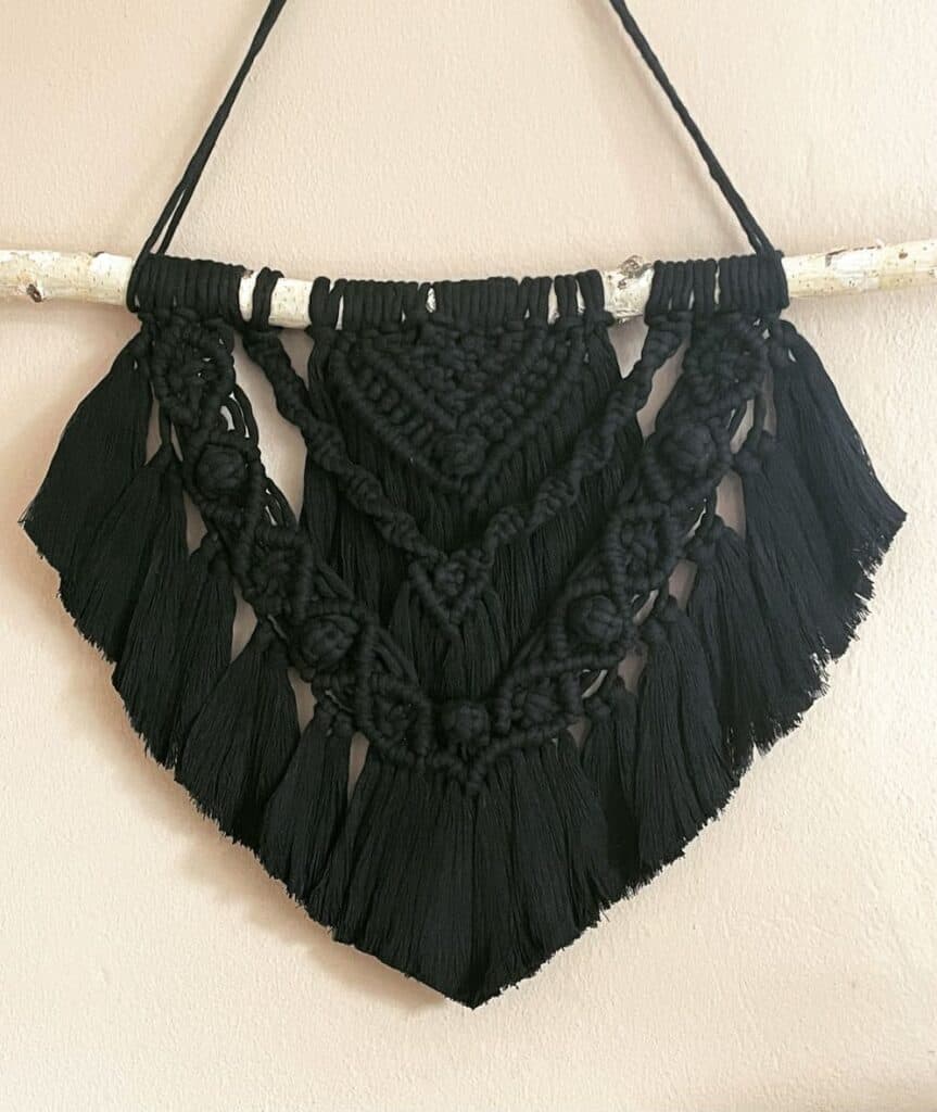 wandbehang makramee dunkel