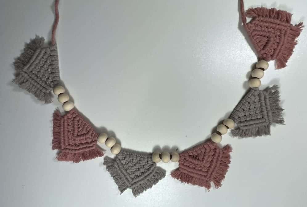 wimpel kette pearl blush 1