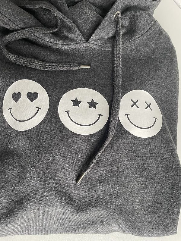 hoody smile 02