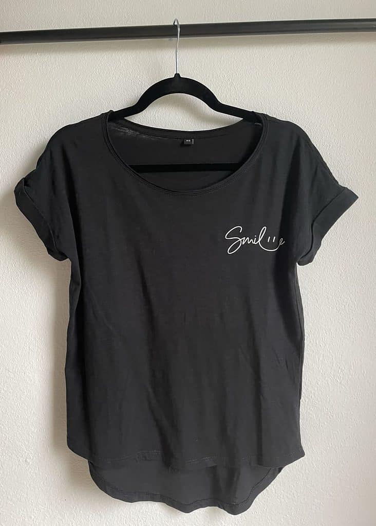 smile t shirt 04