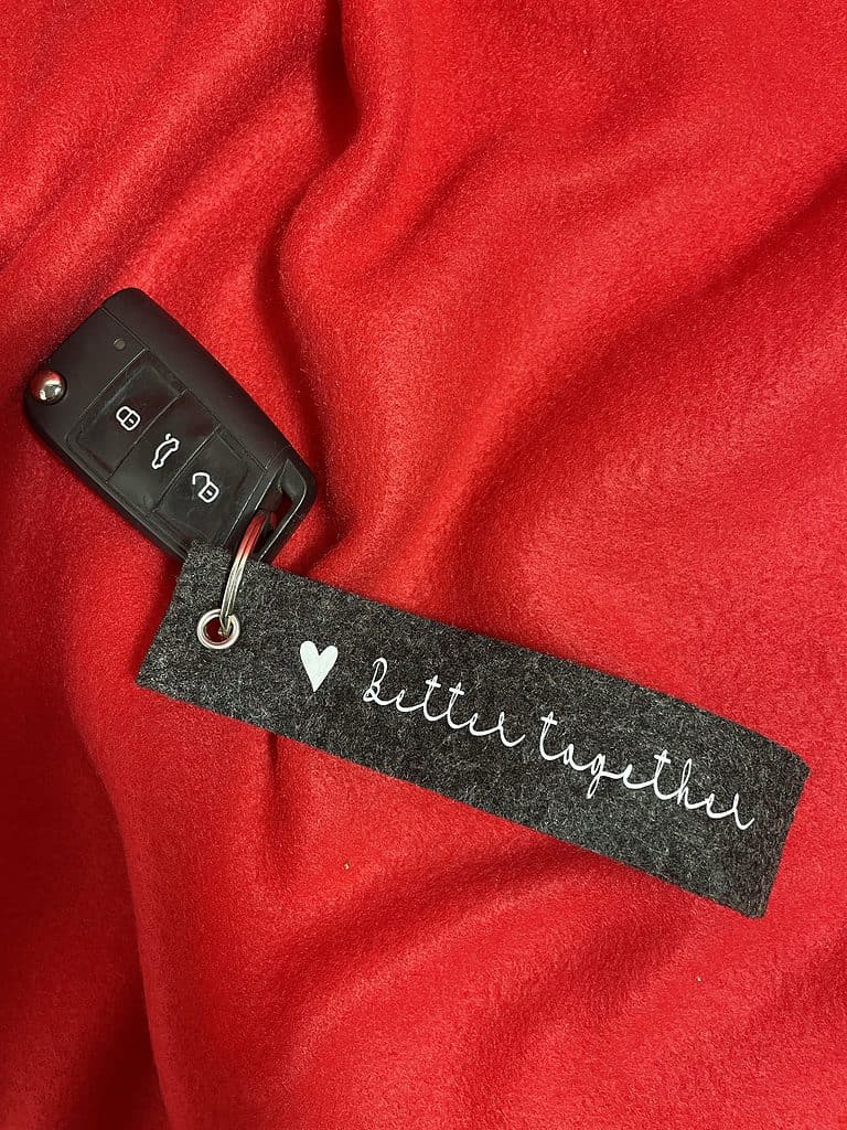 filzschlüsselanhänger better together