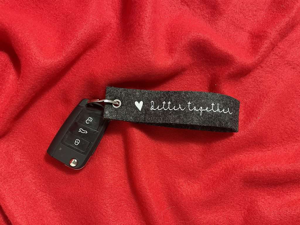 filzschlüsselanhänger better together