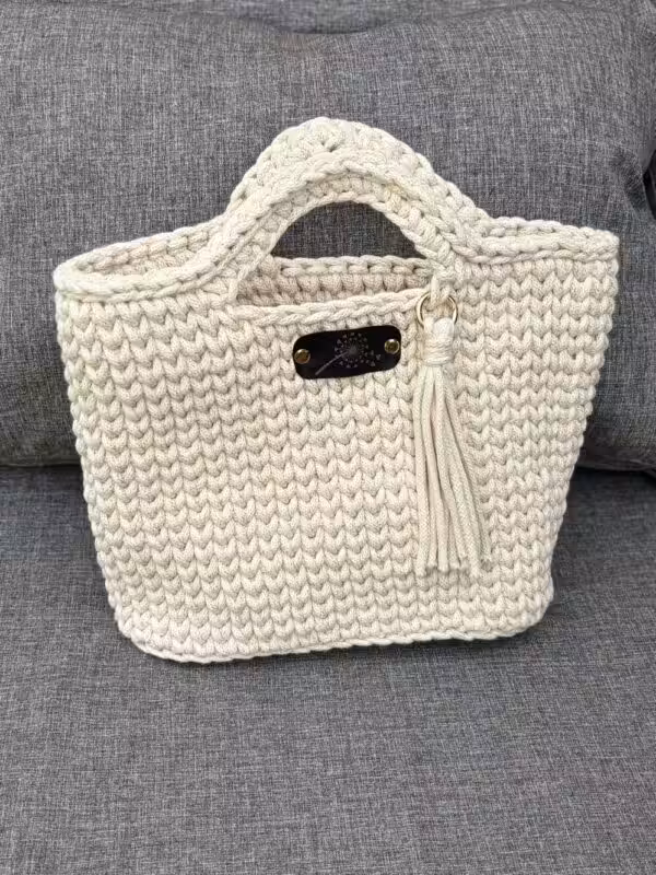 häckeltasche aus makramee